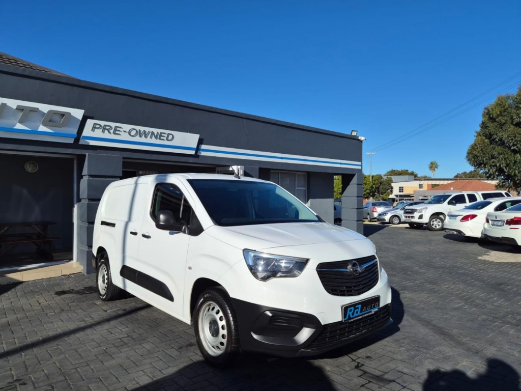 2021 Opel Combo Cargo 1.6TD Panel Van LWB — image 1 of 15