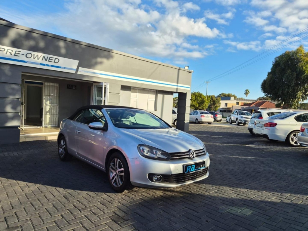 2012 Volkswagen Golf Cabriolet 1.4TSI Highline Auto — image 1 of 18
