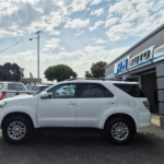 2014 Toyota Fortuner 3.0D-4D Auto — thumbnail 4