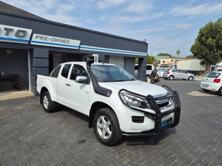 2014 Isuzu KB 300D-Teq Extended Cab 4x4 LX